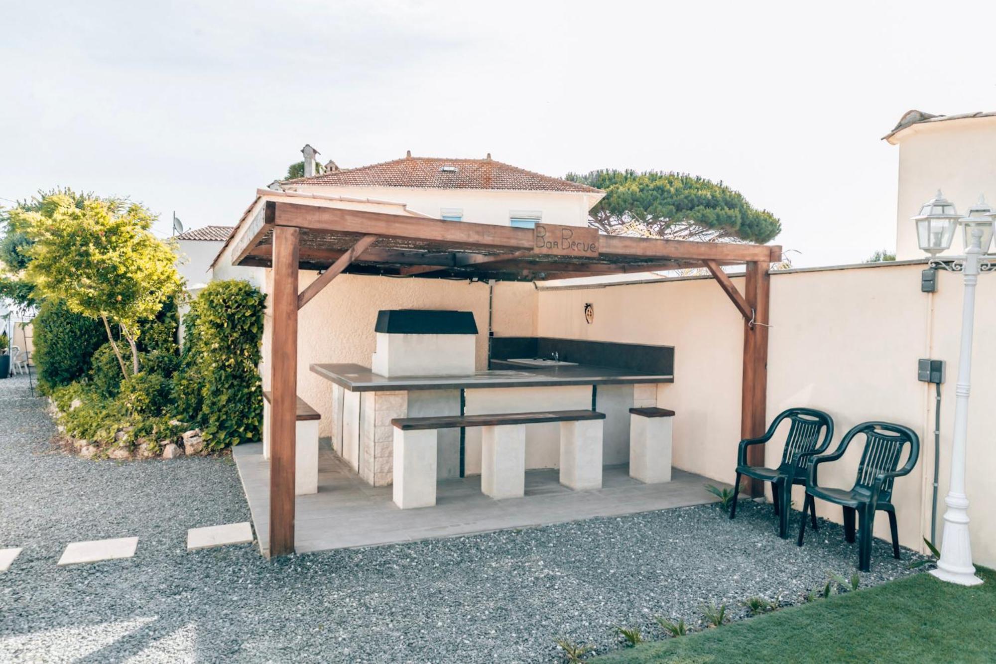 Reve D'Azur, 2 Chambres, Maison Julia En Bord De Mer A La Nartelle, Piscine Partagee, Parking & Terrasse Bbq, Wifi Et Draps Inclus Plage A Pied Sainte-Maxime Bagian luar foto