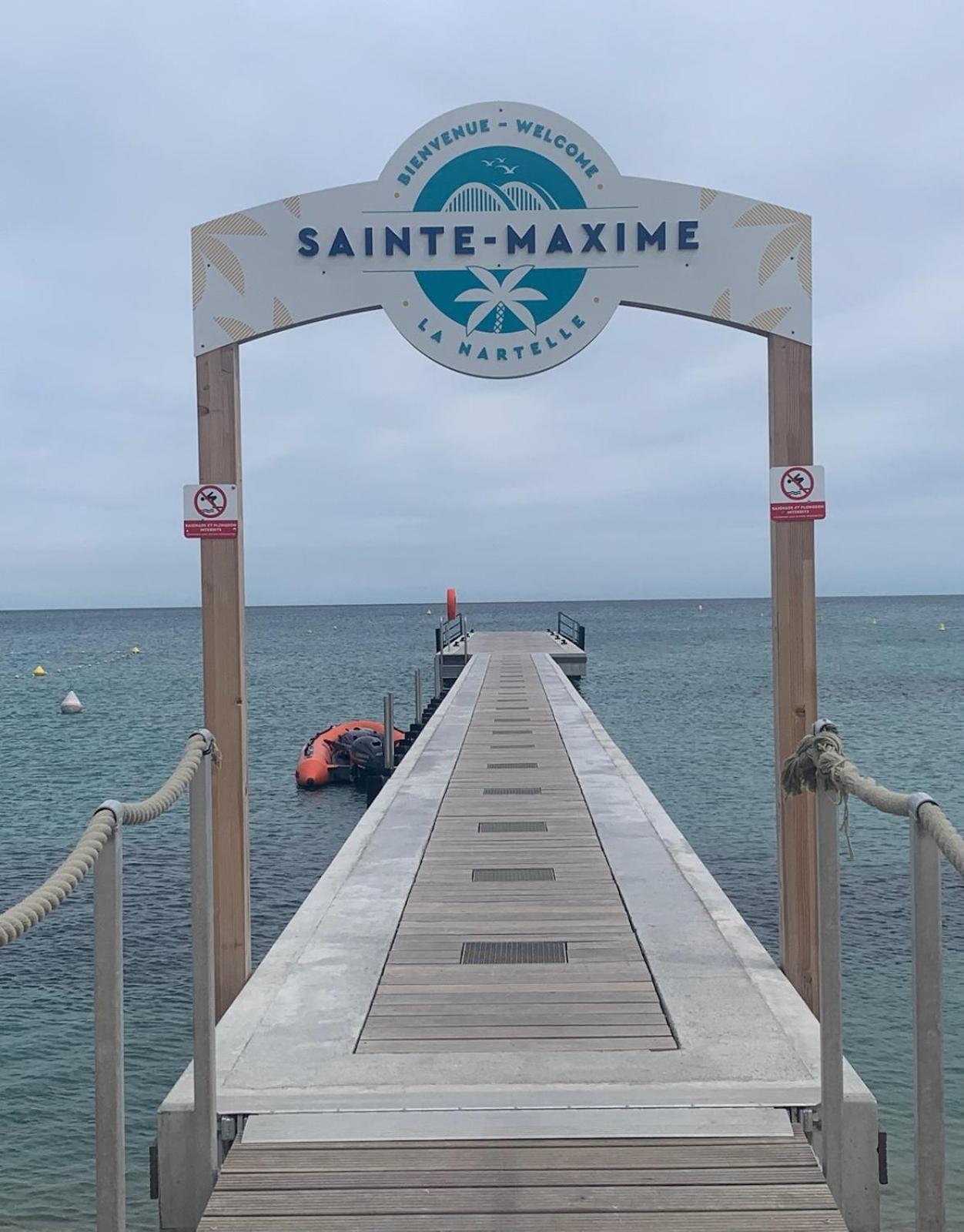 Reve D'Azur, 2 Chambres, Maison Julia En Bord De Mer A La Nartelle, Piscine Partagee, Parking & Terrasse Bbq, Wifi Et Draps Inclus Plage A Pied Sainte-Maxime Bagian luar foto